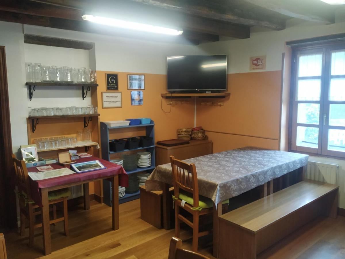 Beizamako Aterpetxea - Albergue Turistico De Beizama Bagian luar foto
