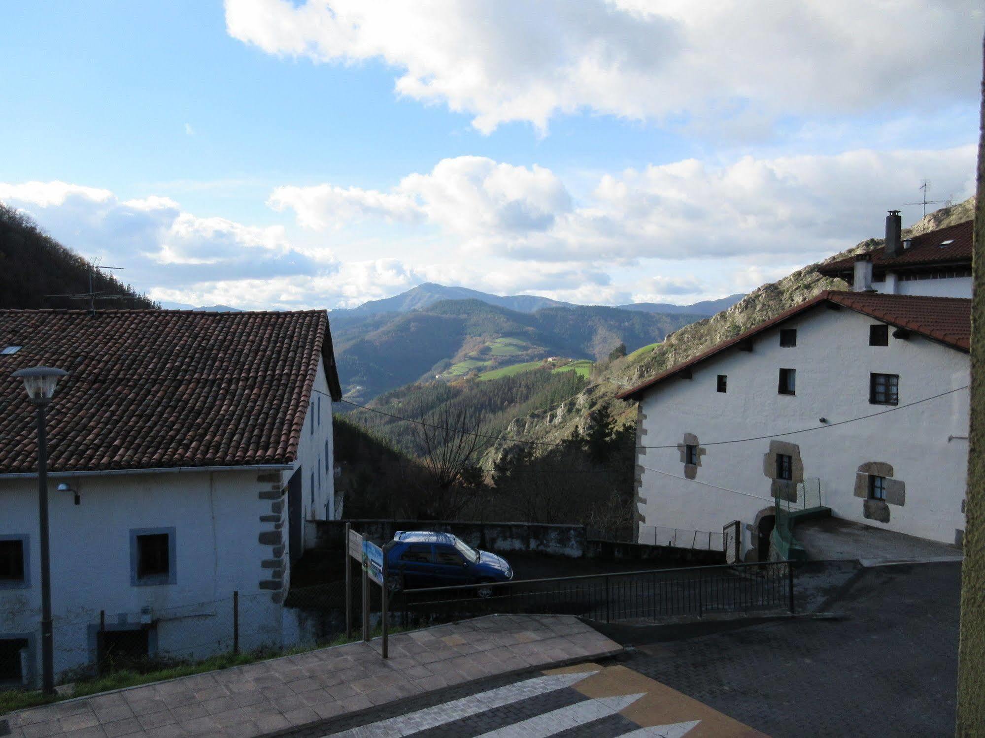 Beizamako Aterpetxea - Albergue Turistico De Beizama Bagian luar foto