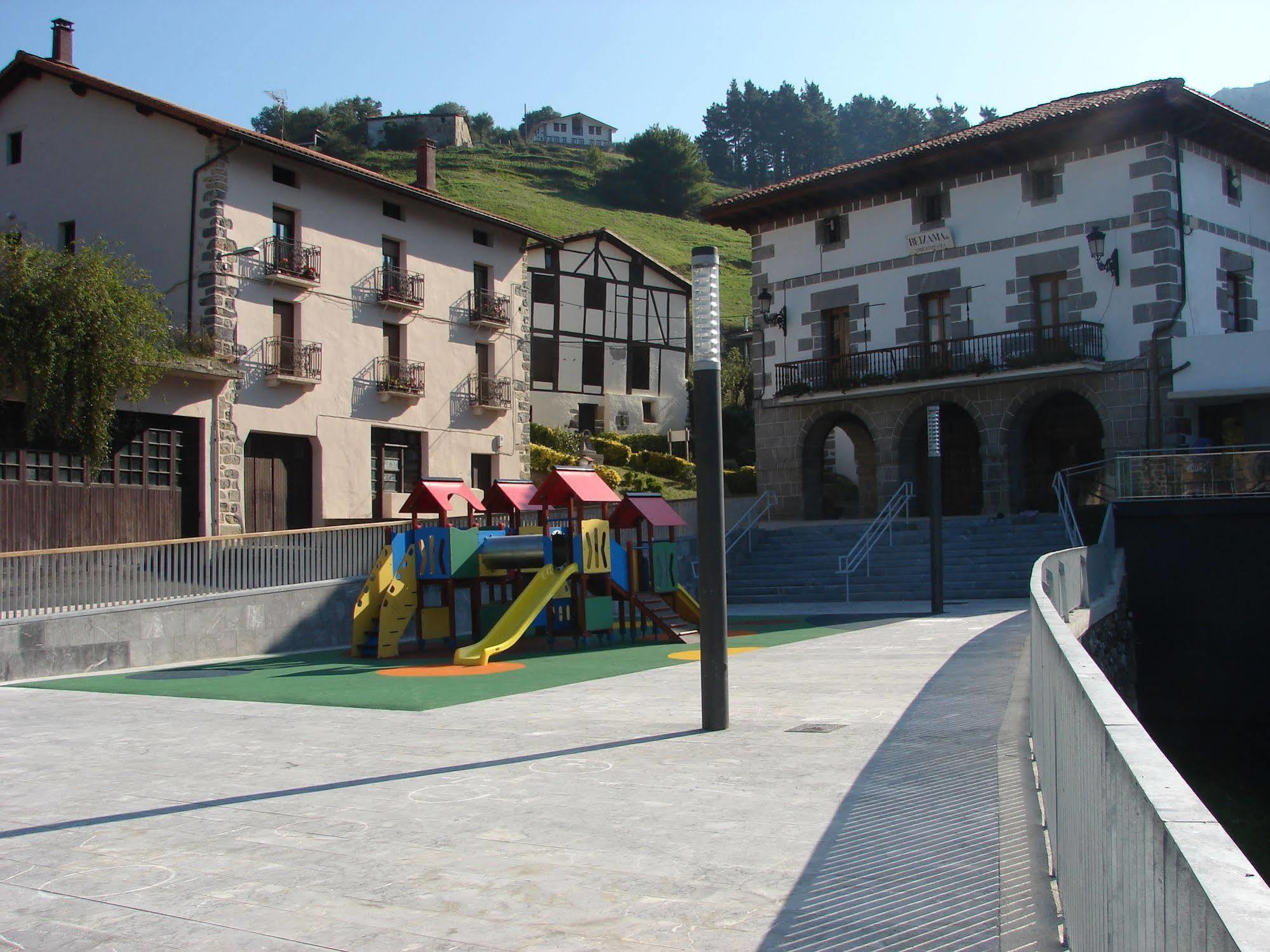 Beizamako Aterpetxea - Albergue Turistico De Beizama Bagian luar foto